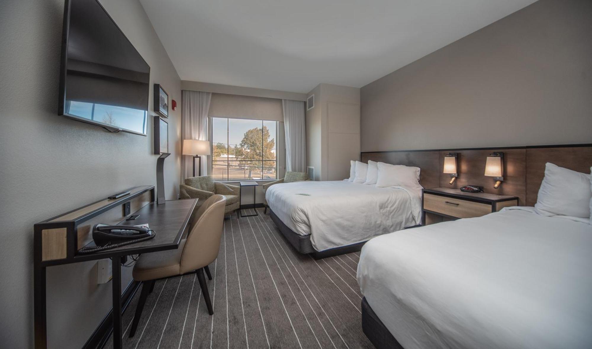 Hotel Windrow Downtown Елънсбърг Екстериор снимка